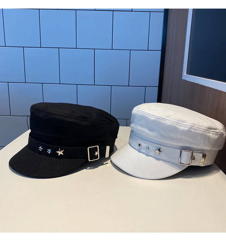 Women's Black Star Beret | British Retro Military Style Korean Fashion Cap for Spring, Autumn & Winter